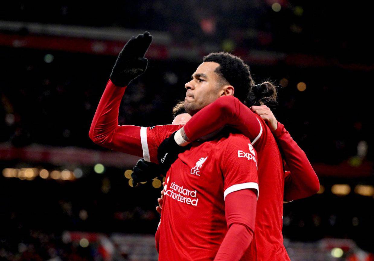 爱游戏体育官网-包含利物浦客场迎战比利时劲旅勒沃库森，必须全力以赴的词条