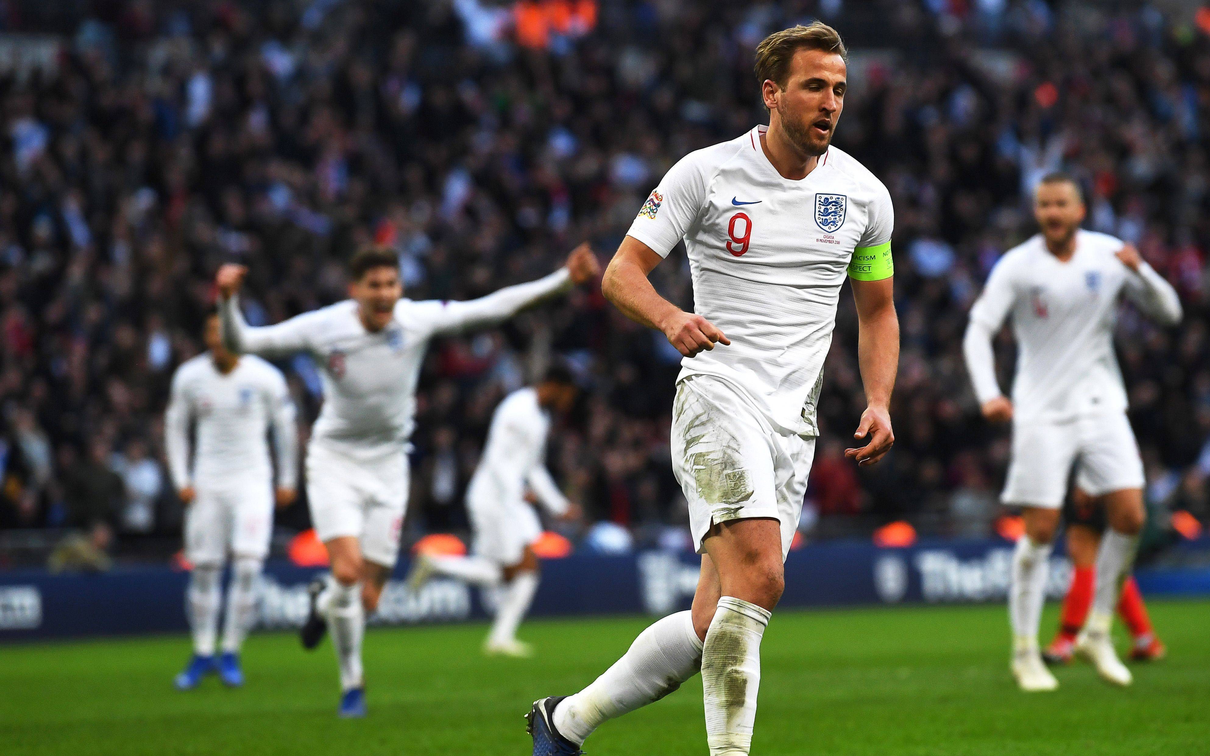 关于英格兰队在欧国联比赛场上获得胜利，晋级四强的信息