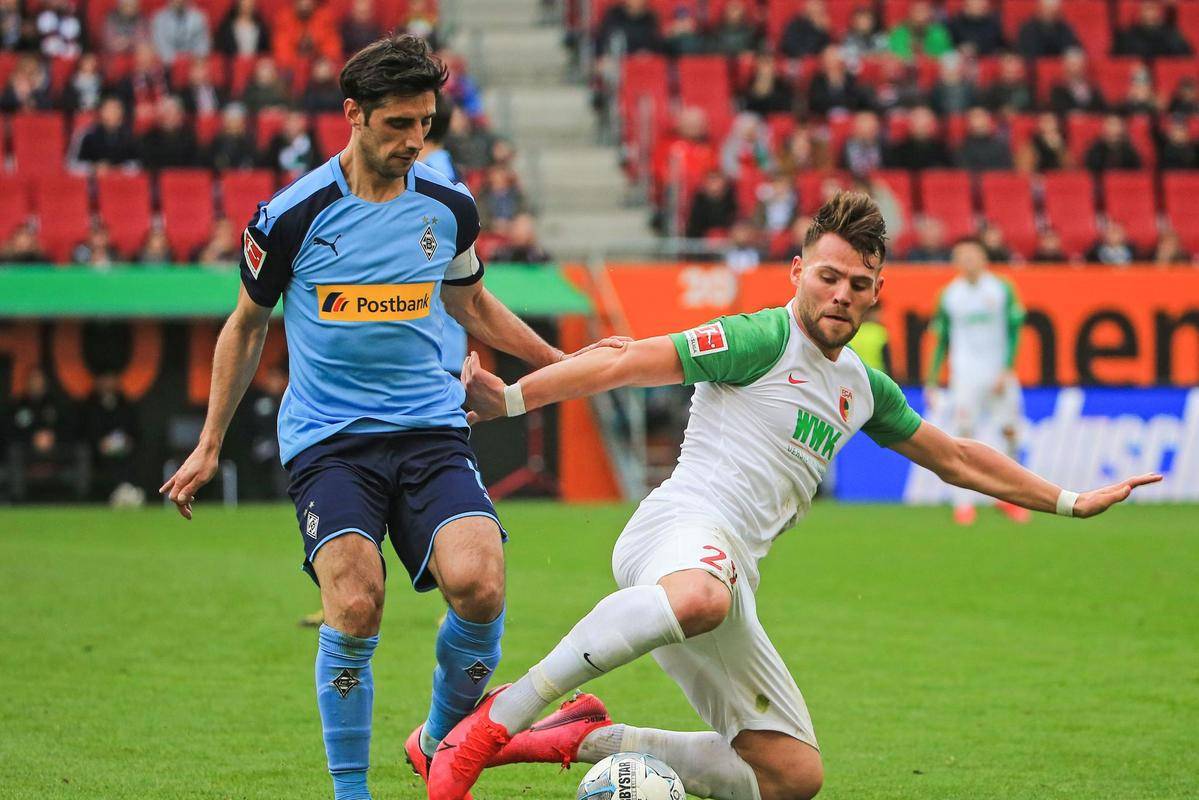 爱游戏在线-关于门兴格拉德巴赫球迷为队内最佳射手送上掌声的信息