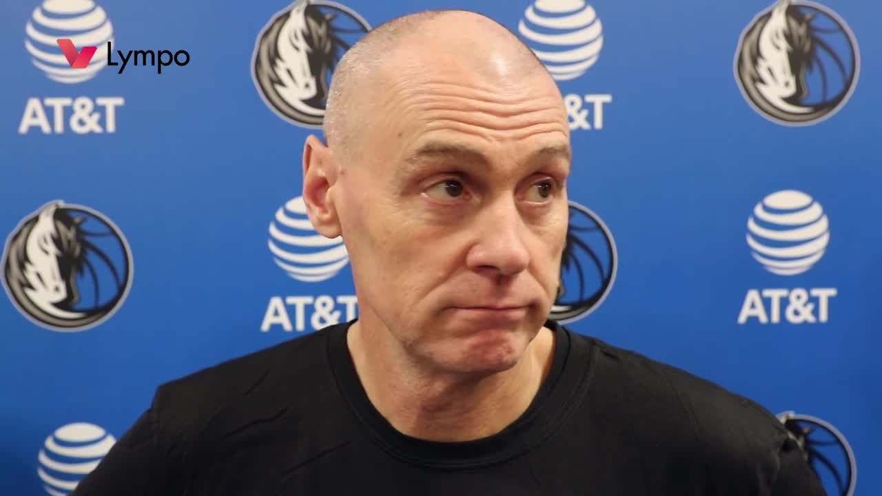 爱游戏-包含独行侠客场征战，捧破山猫强劲攻防取得胜利的词条