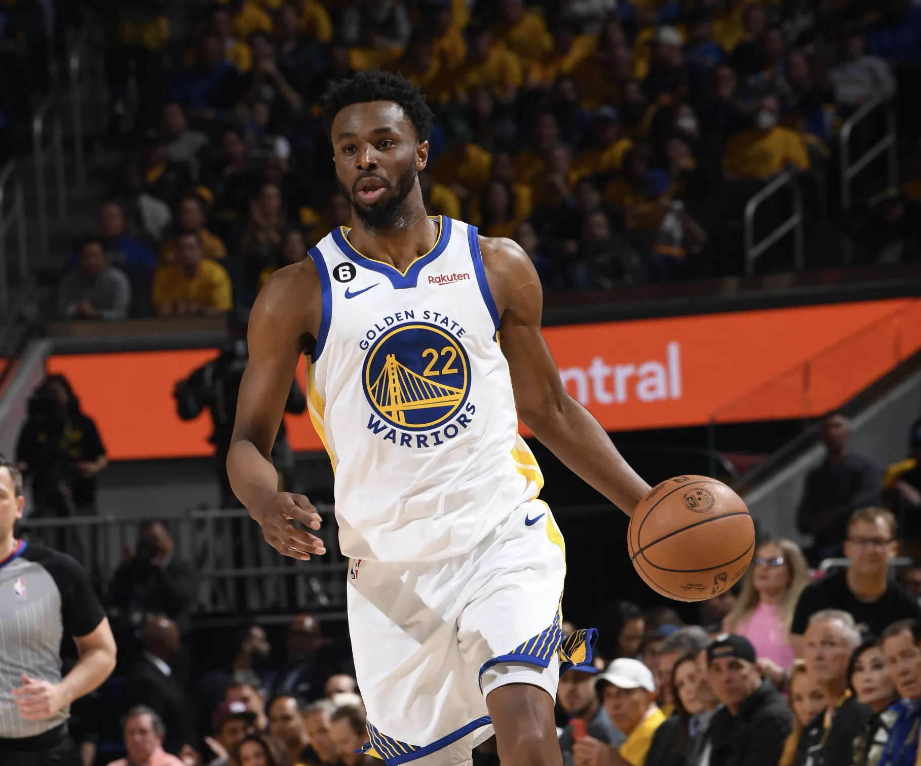 森林狼队再胜太阳队,摆脱连败困境 森林狼队再胜太阳队,摆脱连败困境