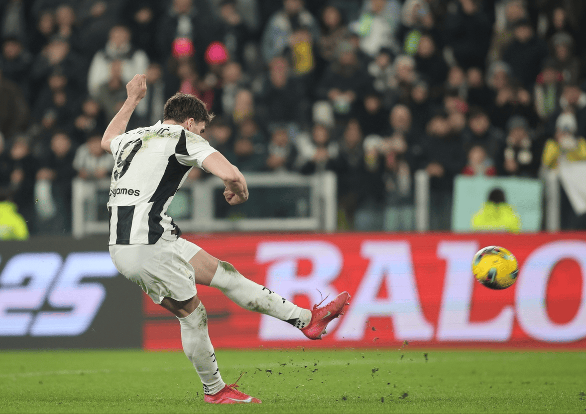 尤文图斯大将受伤，复出时间未定