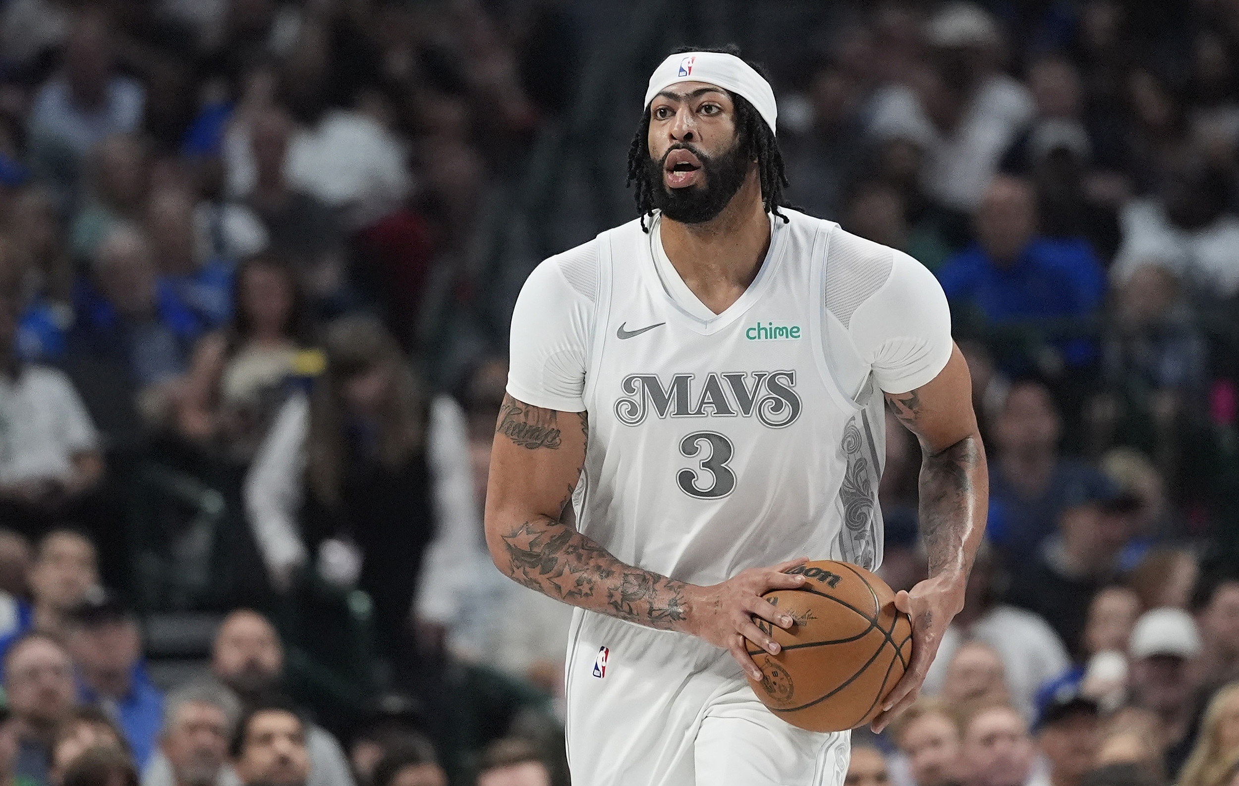 爱游戏官网-快船队取得连胜，冲击季后赛舞台